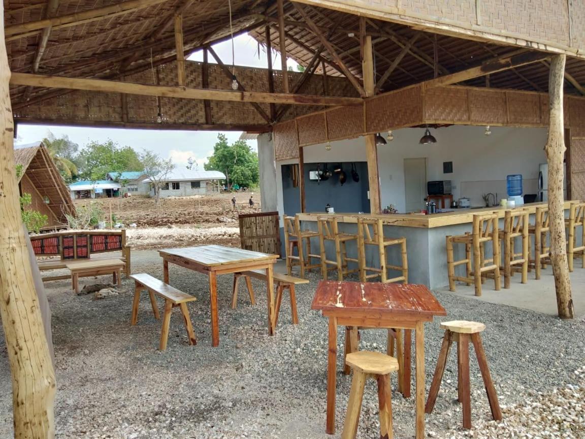 SEE-KEE-HOR Cafe&Hostel Siquijor Exterior foto