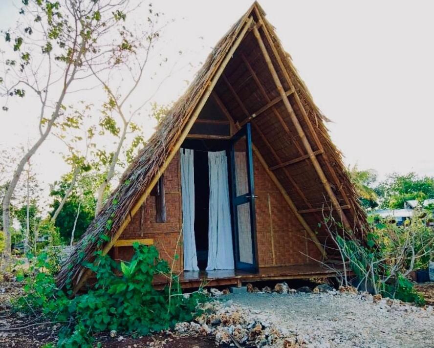 SEE-KEE-HOR Cafe&Hostel Siquijor Exterior foto